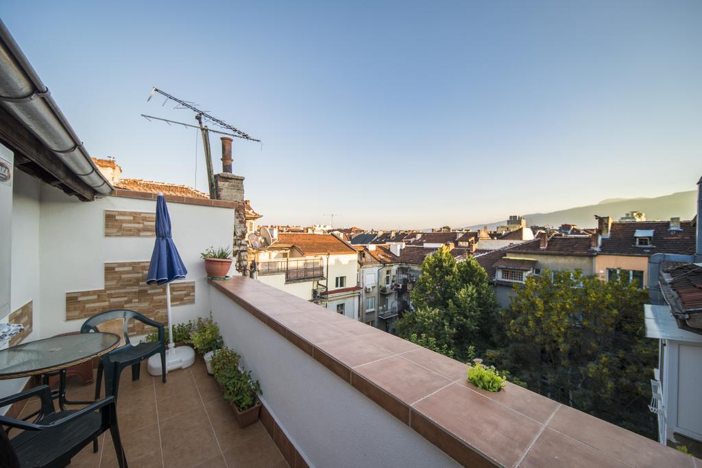 Sunny Apartment София Екстериор снимка