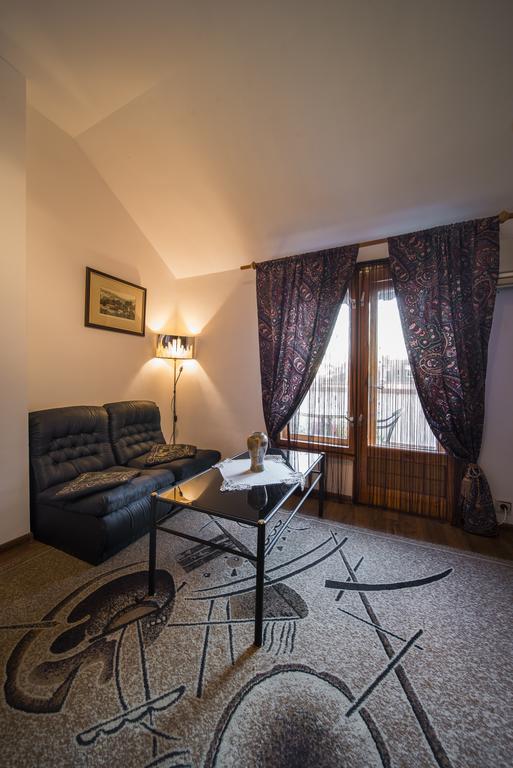 Sunny Apartment София Екстериор снимка